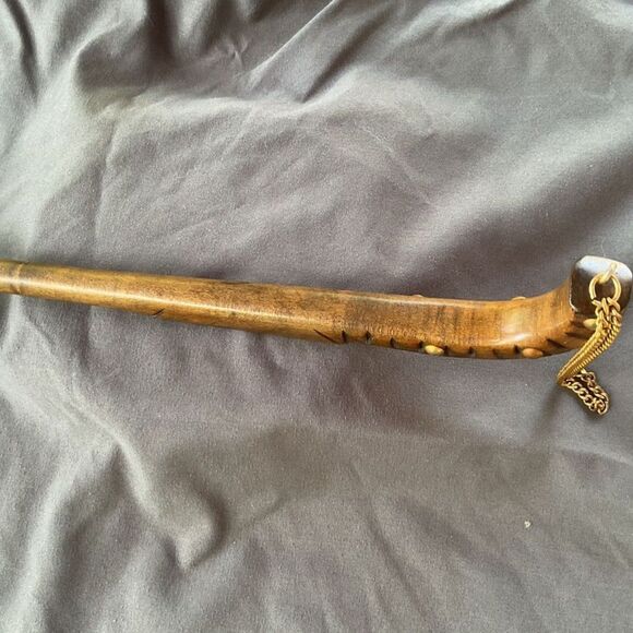 Vintage Hand Carved Shoehorn - Picture 7 of 10